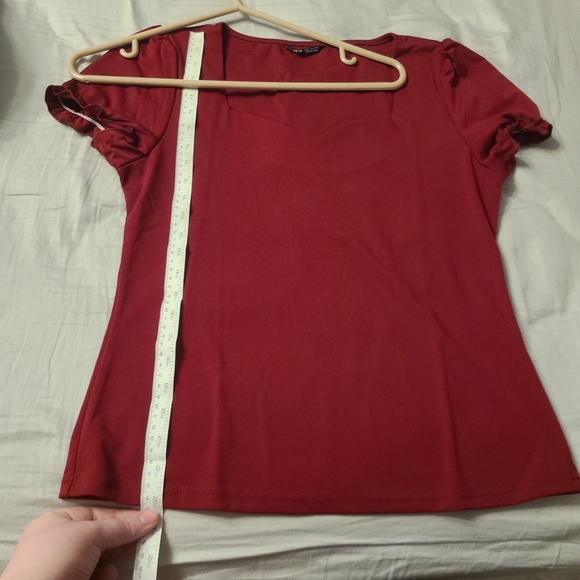 SHEIN Red Short Sleeve Blouse with Sweetheart Neckline Size XL - Picture 8 of 8